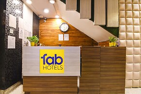 Fabhotel Marina