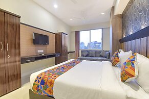 Fabhotel The Max Glory