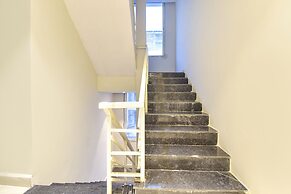 Fabhotel The Max Glory