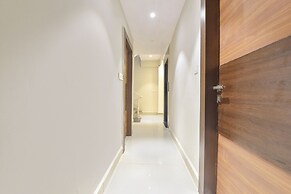 Fabhotel The Max Glory