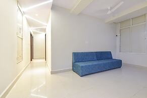 Fabhotel The Max Glory