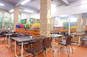 Fabhotel Silver Key I