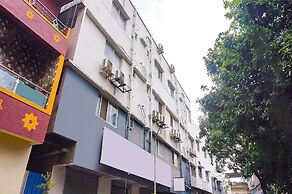 Fabhotel Silver Key I