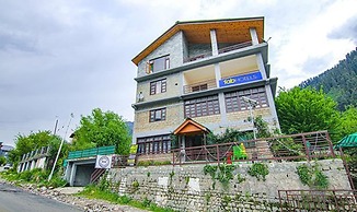 Fabhotel Arigato Cottage