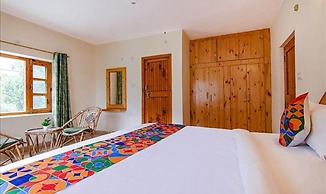 Fabhotel Arigato Cottage