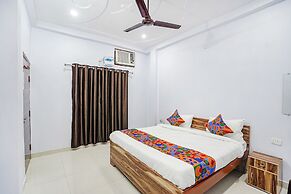 Fabhotel Shristi Homestay