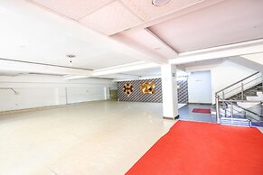 Fabhotel Prime Grand Palace I