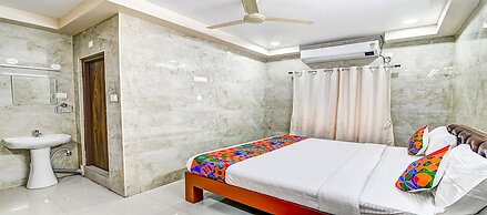 Fabhotel Srinivasa Guest House