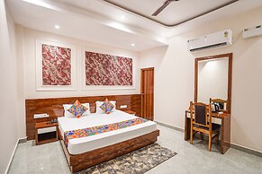 Fabhotel Ram Anandam Inn