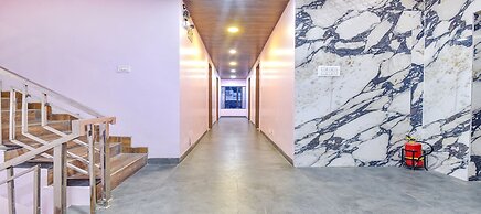 Fabhotel Shiv Chhaya