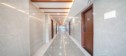 Fabhotel Redmoon Suites