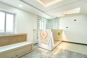 Fabhotel Royal Carpet