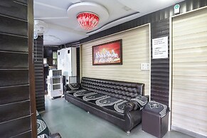 Fabhotel Tara Deluxe