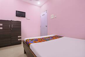 Fabhotel Tara Deluxe