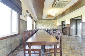 Fabhotel Prime Amantra