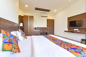 Fabhotel Prime Amantra