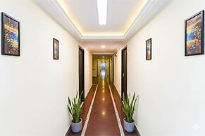 Fabhotel Neethu Residency