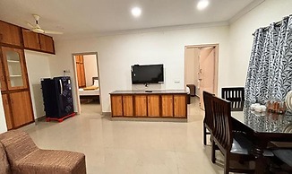 Fabhotel Royal Grand Ii