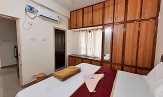 Fabhotel Royal Grand Ii