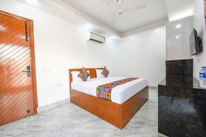 Fabhotel Muscat Residency