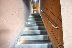 Fabhotel Muscat Residency