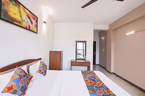 Fabhotel Raj
