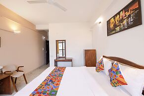 Fabhotel Raj