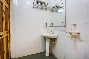 Fabhotel Sangita Dham