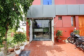 Fabhotel Sangita Dham