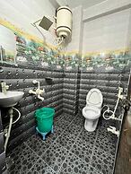 Thakur Ji P. Guest House By GRB