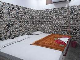 Thakur Ji P. Guest House By GRB