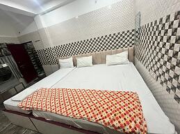 Thakur Ji P. Guest House By GRB