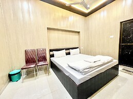 Hotel DEV VILLA GUEST HOUSE - VARANASI