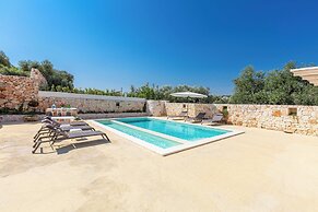 4185 Casa Valle by Barbarhouse