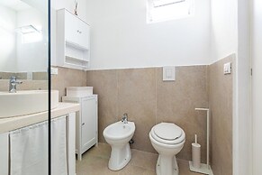 4185 Casa Valle by Barbarhouse