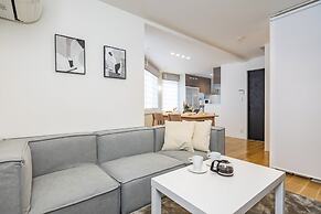 Modern Japan Tokyo Asakusa east