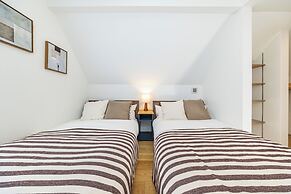 Modern Japan Tokyo Asakusa east