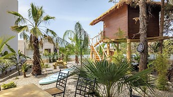 D Palm Premium Living