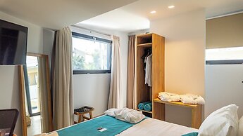 D Palm Premium Living