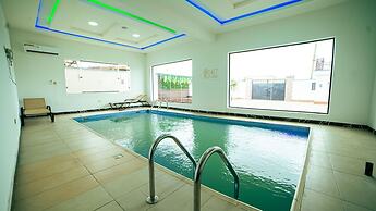 2-bed Luxury Flat - Pet Friendly - Pool - Gym