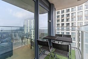 Elegant 2 Bed Apartment Within Many Attractions