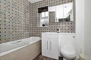 Truro Gloweth Retreat - Spacious 4 Bedroom House