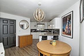 Truro Gloweth Retreat - Spacious 4 Bedroom House