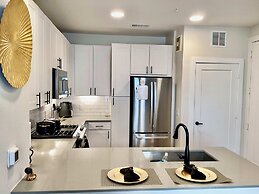 Harvest Gem Resort-like Condo!