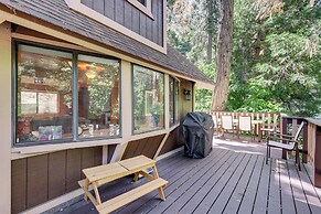 Crestline Vacation Rental < 1 Mi to Lake Gregory!