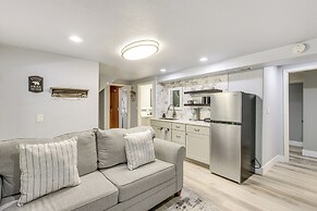 Crestline Vacation Rental < 1 Mi to Lake Gregory!