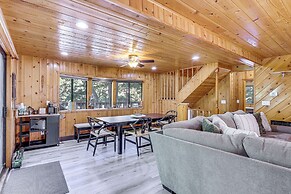 Crestline Vacation Rental < 1 Mi to Lake Gregory!