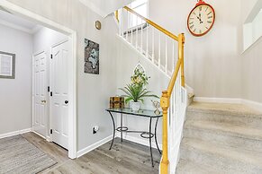 9 Mi to Uptown: Abode w/ Hot Tub in Charlotte!