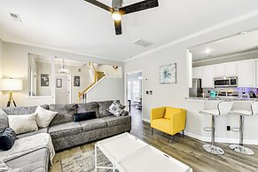 9 Mi to Uptown: Abode w/ Hot Tub in Charlotte!