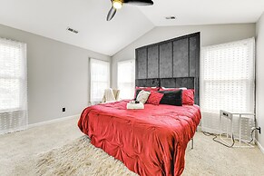 9 Mi to Uptown: Abode w/ Hot Tub in Charlotte!